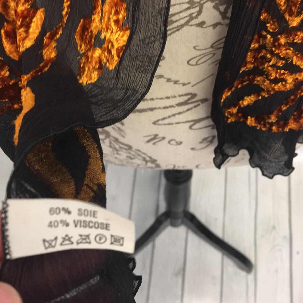 Scarf - Picture 3 of 4